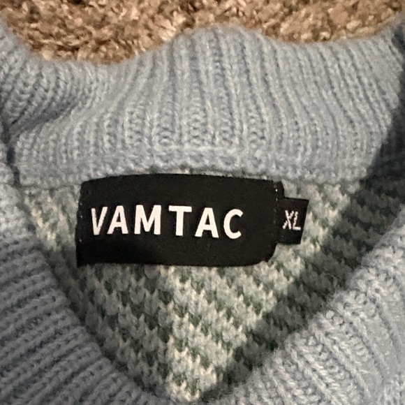 Cow Sweater - Picture 2 of 4